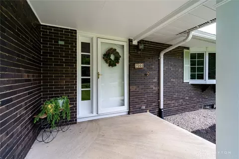 2560 Lindair Dr, Springfield, OH 45502 photo 4
