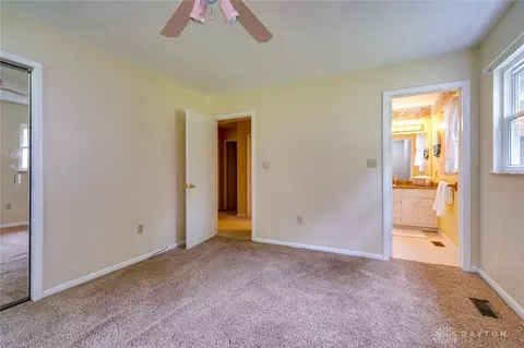 2560 Lindair Dr, Springfield, OH 45502 photo 27