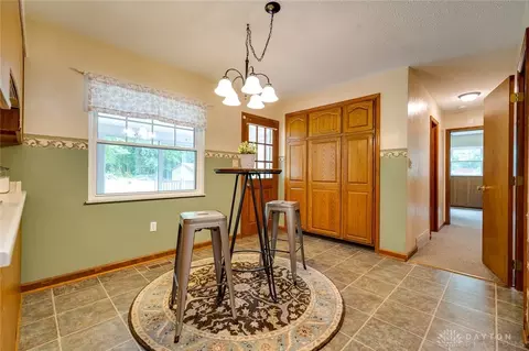 2560 Lindair Dr, Springfield, OH 45502 photo 16