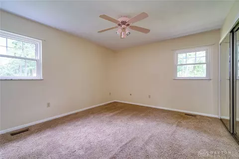 2560 Lindair Dr, Springfield, OH 45502 photo 26