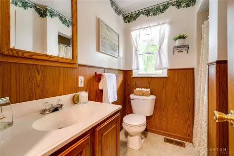 2560 Lindair Dr, Springfield, OH 45502 photo 21