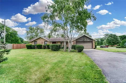 3600 Miller Rd, Springfield, OH 45502 photo 2
