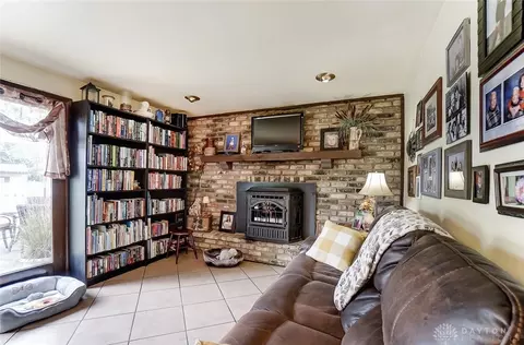 3600 Miller Rd, Springfield, OH 45502 photo 12