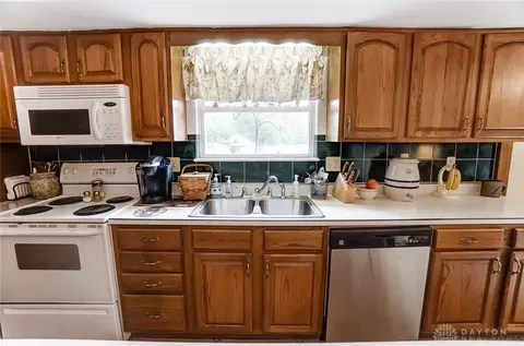 3600 Miller Rd, Springfield, OH 45502 photo 44