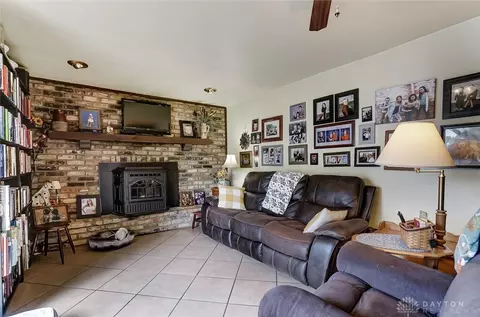 3600 Miller Rd, Springfield, OH 45502 photo 13