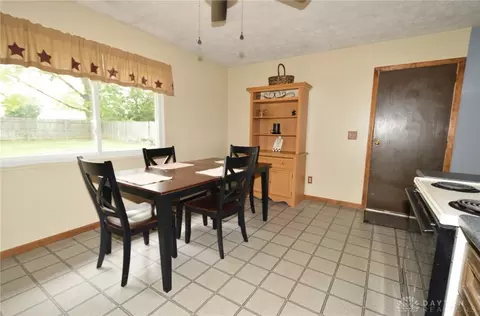 3151 Eastham St, Springfield, OH 45503 photo 9