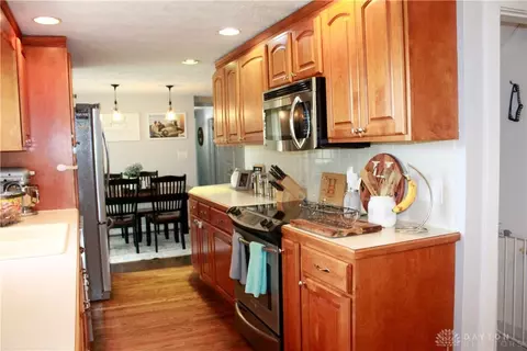 5848 Old Clifton Rd, Springfield, OH 45502 photo 12
