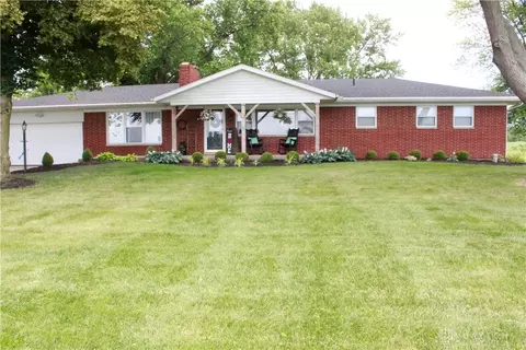 5848 Old Clifton Rd, Springfield, OH 45502 photo 1