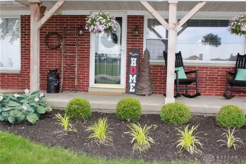 5848 Old Clifton Rd, Springfield, OH 45502 photo 3