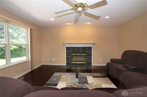 820 Springmill Dr, Springboro, OH 45066 photo 2