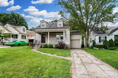 6784 Somerset Dr, Cincinnati, OH 45224 photo 3