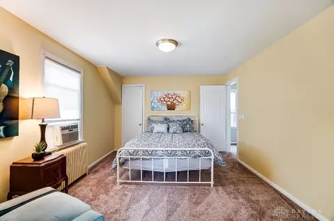 6784 Somerset Dr, Cincinnati, OH 45224 photo 17