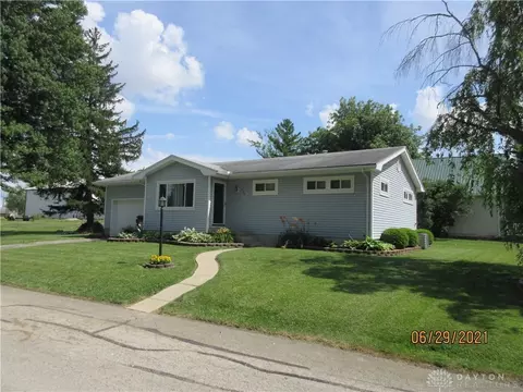 200 E Stayton Ave, Eldorado, OH 45321 photo 2