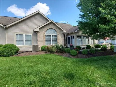 2123 Willow Run Cir, Enon, OH 45323 photo 1