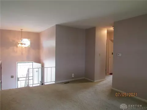 2043 Duquesne Dr, Springfield, OH 45506 photo 10