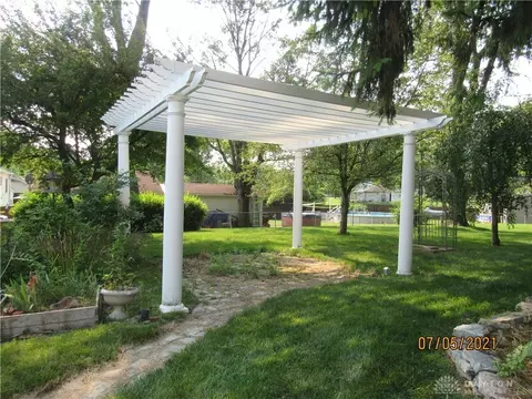 2043 Duquesne Dr, Springfield, OH 45506 photo 32