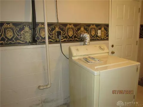 2043 Duquesne Dr, Springfield, OH 45506 photo 28