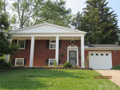 2043 Duquesne Dr, Springfield, OH 45506 photo 1
