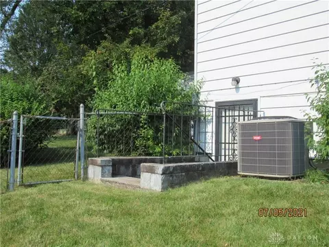 2043 Duquesne Dr, Springfield, OH 45506 photo 35