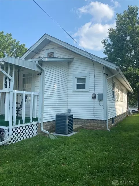 1624 Broadway St, Springfield, OH 45504 photo 4