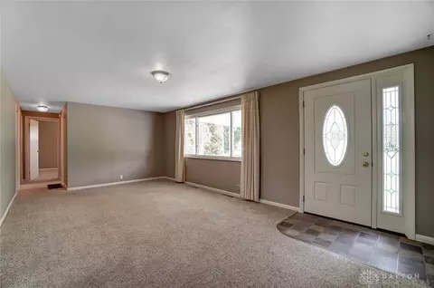 2160 E Mile Rd, Springfield, OH 45503 photo 7