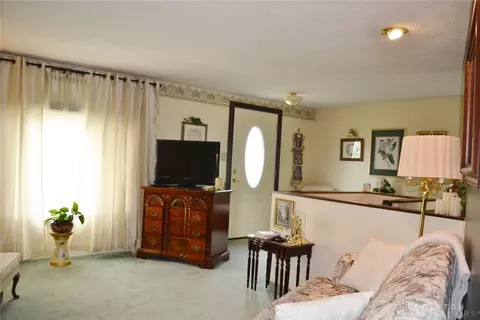 4660 Johnson Rd, Springfield, OH 45502 photo 6