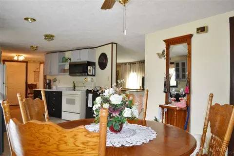 4660 Johnson Rd, Springfield, OH 45502 photo 11