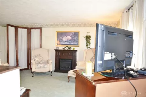 4660 Johnson Rd, Springfield, OH 45502 photo 5