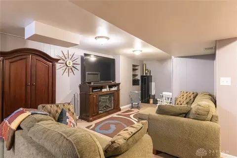 1084 Hempstead Dr, Cincinnati, OH 45231 photo 24