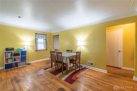 1084 Hempstead Dr, Cincinnati, OH 45231 photo 5