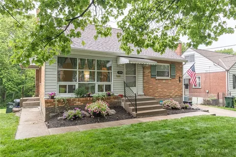1084 Hempstead Dr, Cincinnati, OH 45231 photo 2