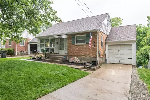1084 Hempstead Dr, Cincinnati, OH 45231 photo 3