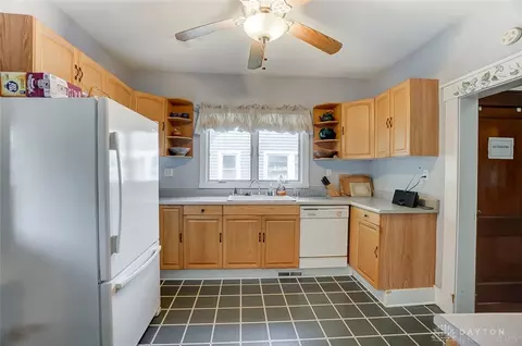 407 E Cassilly St, Springfield, OH 45503 photo 16