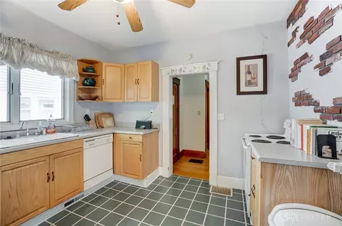 407 E Cassilly St, Springfield, OH 45503 photo 18