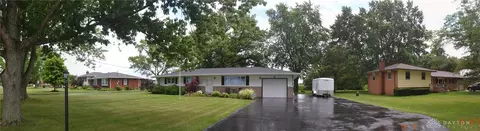 900 Bowman Rd, Springfield, OH 45505 photo 2