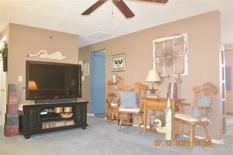 900 Bowman Rd, Springfield, OH 45505 photo 8