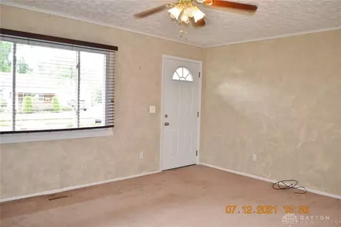 2816 Duncan St, Springfield, OH 45505 photo 4