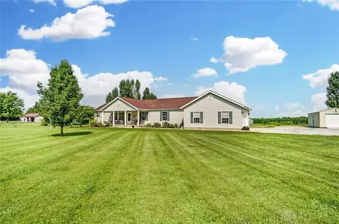 840 Gumley Rd, Blanchester, OH 45107 photo 2