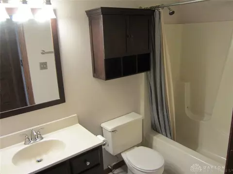 71 W Hunter Dr, Enon, OH 45323 photo 20