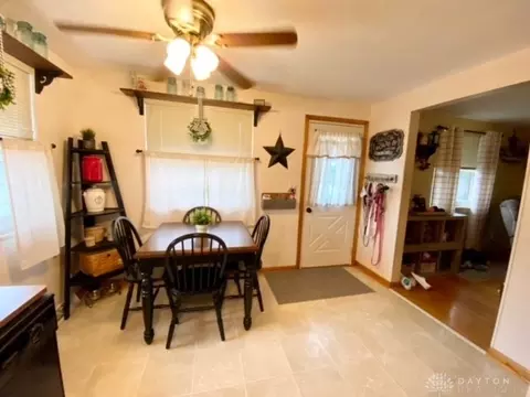 4872 E Ridgewood Rd, Springfield, OH 45503 photo 5