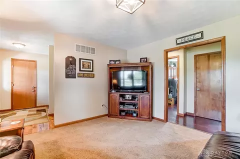 3297 Maple Grove Rd, Springfield, OH 45504 photo 14