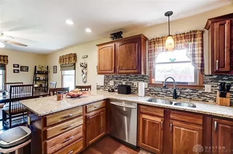 3297 Maple Grove Rd, Springfield, OH 45504 photo 26