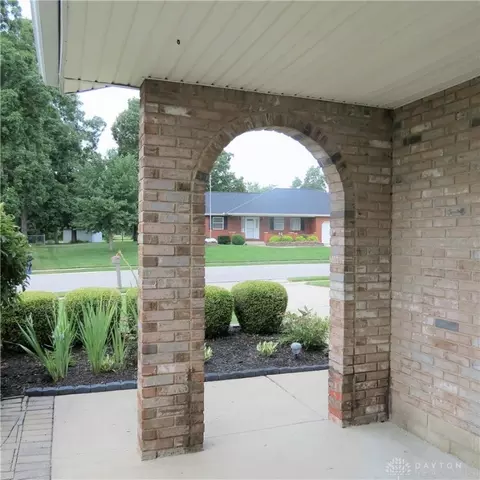 141 Gemini, Sidney, OH 45365 photo 2