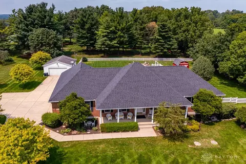 82 Tuttle Rd, Springfield, OH 45503 photo 1