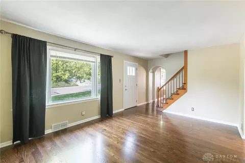 42 E Bryant Ave, Franklin, OH 45005 photo 2