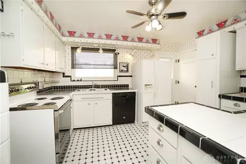 6616 Haley Ave, Cincinnati, OH 45227 photo 9