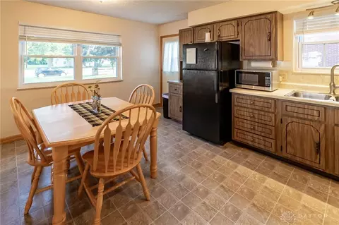 2966 Columbus Rd, Springfield, OH 45503 photo 7