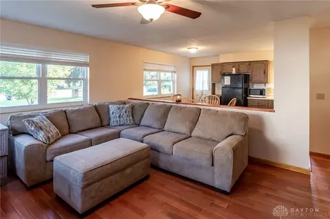 2966 Columbus Rd, Springfield, OH 45503 photo 4