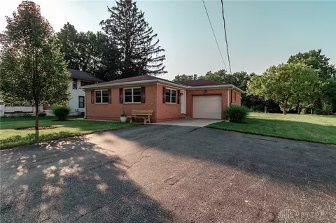 2966 Columbus Rd, Springfield, OH 45503 photo 1