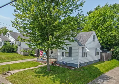 1013 Beacon St, Springfield, OH 45505 photo 2